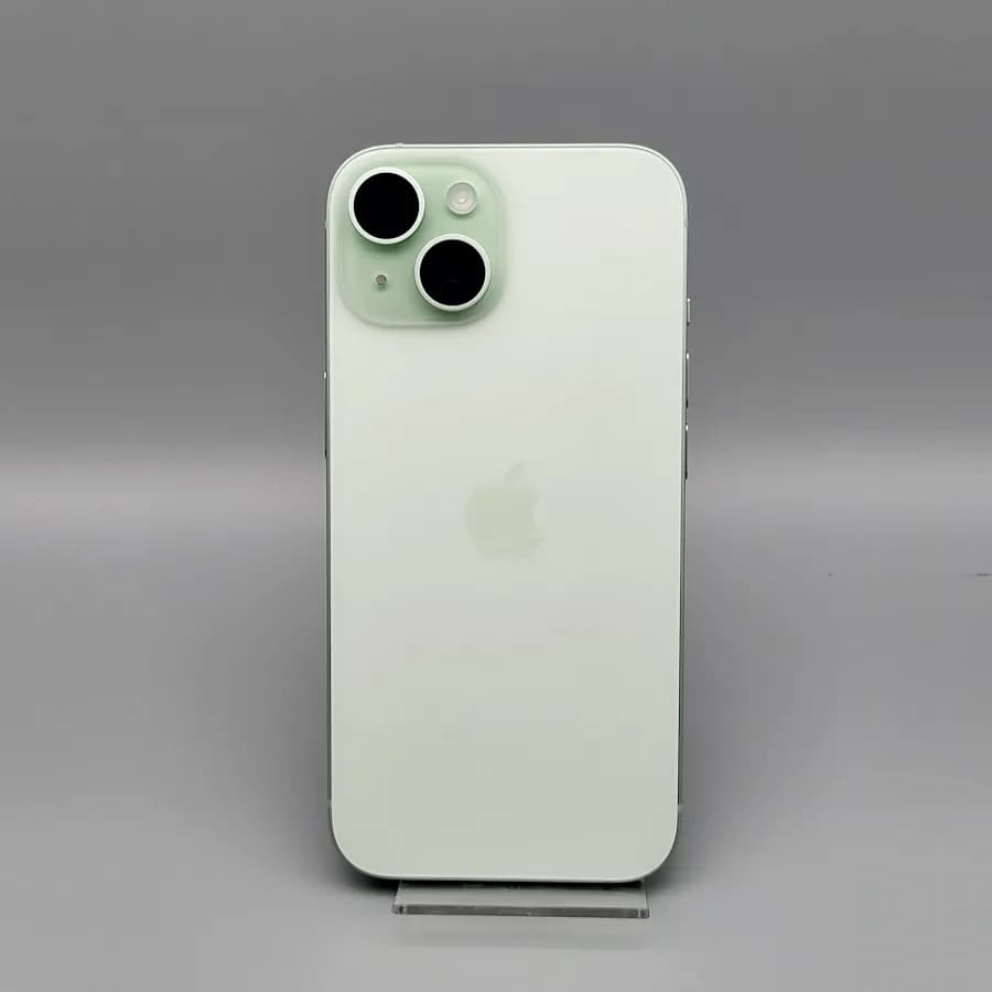 Apple iPhone 15